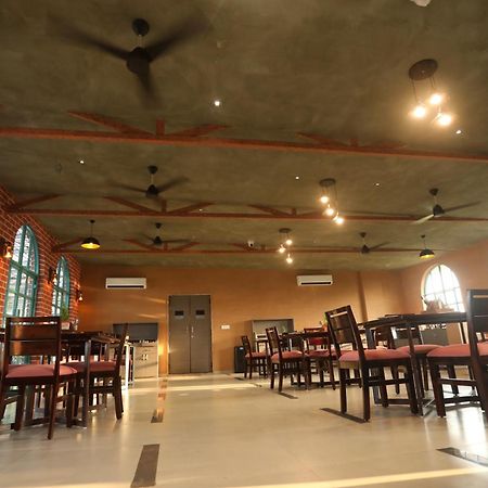 Chandan Kasturi Resort Dariāwad Exterior photo